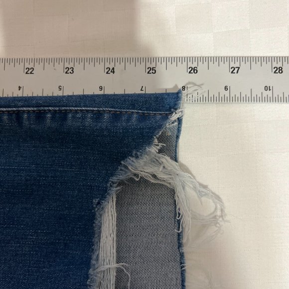 Madewell Cali Demi-Boot Jeans in Bronson Wash: Button-Front Edition Size 25. EUC - Picture 14 of 14